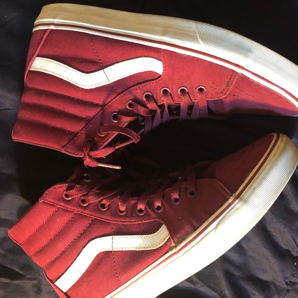 Maroon sk8 hi vans